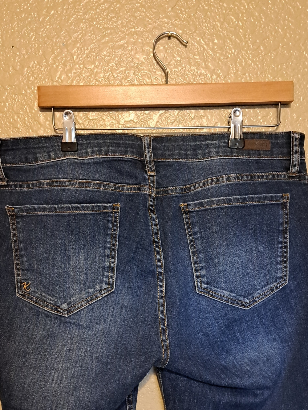 Kut from the Kloth Slim Straight Dark Blue Jeans. Size 12 Slouchy Boyfriend. - Picture 4 of 13
